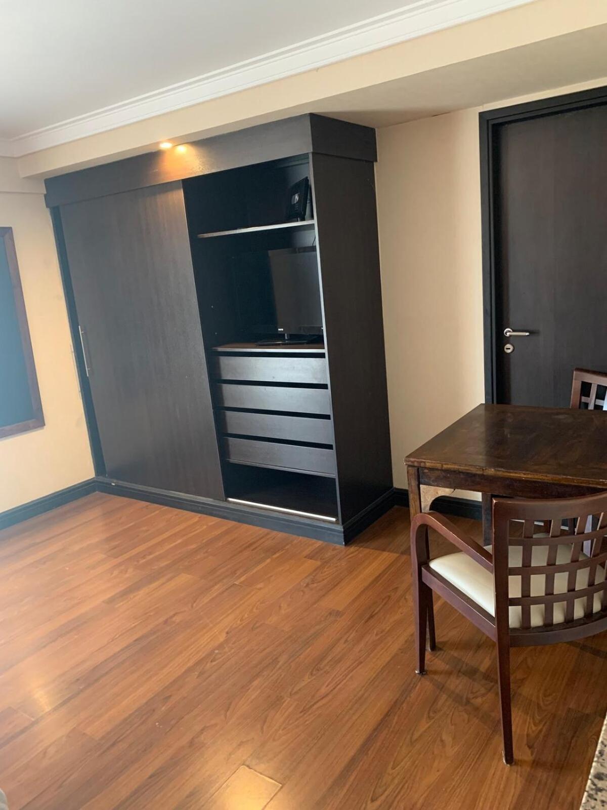 Homely In Appartamento